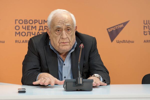 Владимир Вазгенович Маркарян Владимир Вазгенович Маркарян - Sputnik Արմենիա
