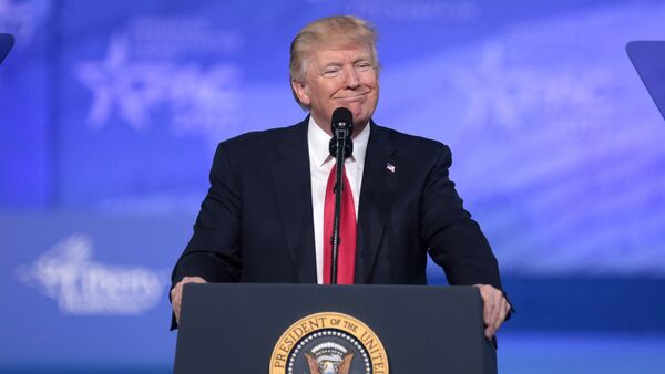 45-ый Президент США Дональд Трамп во время выступления на Конференции Консервативного Политического Действия /CPAC/ (2017 год). Нэшнл-Харбор, штат Мэриленд, США - Sputnik Армения