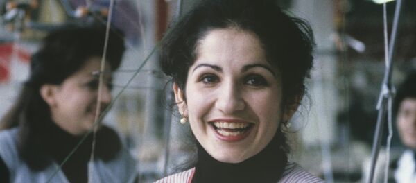 Работница Ереванского трикотажного объединение Анаит Рузанна Айрапетян. 1986г. Работница Ереванского трикотажного объединение Анаит Рузанна Айрапетян. 1986г. - Sputnik Արմենիա