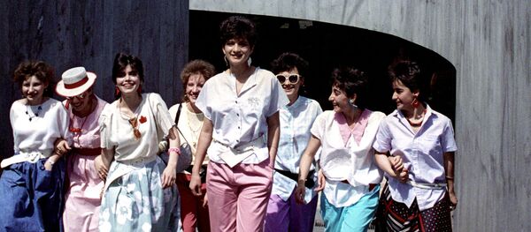 Улица Абовяна в городе Ереване Улица Абовяна в городе Ереване - Sputnik Արմենիա