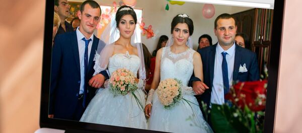 Братья Акопяны в день свадьбы Братья Акопяны в день свадьбы - Sputnik Արմենիա