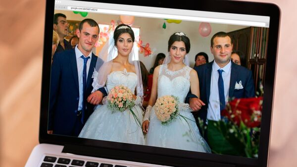 Братья Акопяны в день свадьбы - Sputnik Армения