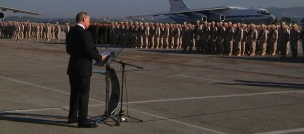 Путин прилетел в Сирию и приказал вывести войска - Sputnik Армения