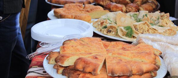 Праздничный стол Праздничный стол - Sputnik Армения