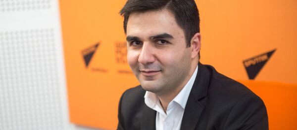 Руководитель департамента оценки риска пищевых цепей Центра эколого-ноосферных исследований Национальной академии наук Армении Давид Пипоян Руководитель департамента оценки риска пищевых цепей Центра эколого-ноосферных исследований Национальной академии наук Армении Давид Пипоян - Sputnik Արմենիա