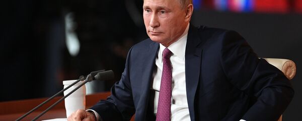 Ежегодная большая пресс-конференция президента РФ Владимира Путина - Sputnik Армения