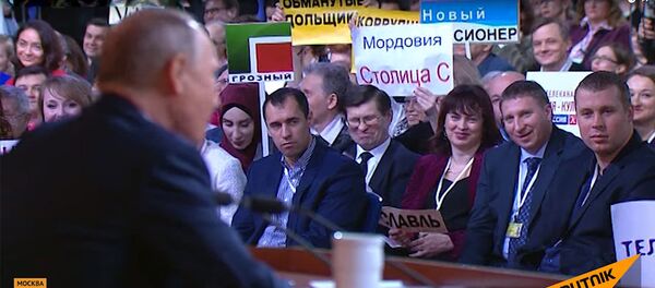 Владимир Путин рассказал анекдот про кортик и часы - Sputnik Армения