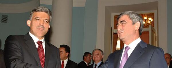 Встреча президента Армении Сержа Саргсяна и экс-президента Турции Абдуллы Гюля Встреча президента Армении Сержа Саргсяна и экс-президента Турции Абдуллы Гюля - Sputnik Армения