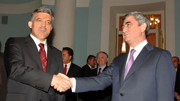 Встреча Президентов Армении Сержа Саргсяна и Турции Абдуллаха Гюля - Sputnik Արմենիա
