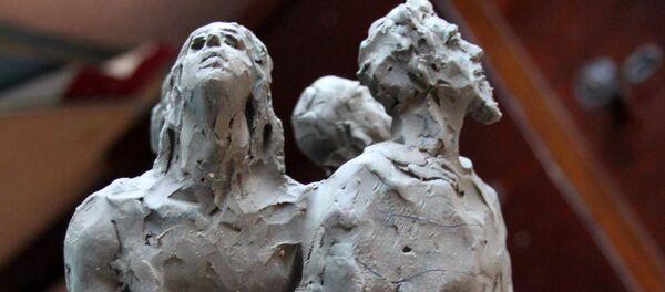 Скульптура, посвященная рок-группе System Of a Down. Скульптор Айк Токмаджян Скульптура, посвященная рок-группе System Of a Down. Скульптор Айк Токмаджян - Sputnik Армения