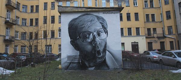 Граффити Михаила Галустяна в Санкт Петербурге Граффити Михаила Галустяна в Санкт Петербурге - Sputnik Արմենիա