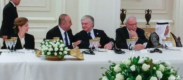 Главы МИД Армении Э.Налбандян и Турции М.Чавушоглу Главы МИД Армении Э.Налбандян и Турции М.Чавушоглу - Sputnik Армения