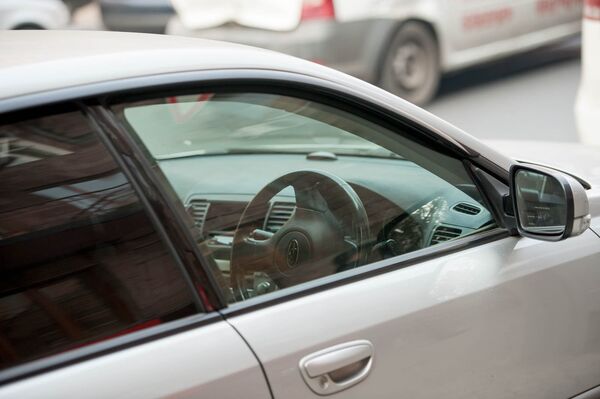 Таможенный казус в ЕАЭС: как автомобили из Армении оказались невъездными в России Таможенный казус в ЕАЭС: как автомобили из Армении оказались невъездными в России - Sputnik Армения