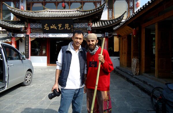 Կյանքը ճանապարհների վրա, կամ ինչպես էին ադրբեջանցիները հյուրընկալել հայերին Կյանքը ճանապարհների վրա, կամ ինչպես էին ադրբեջանցիները հյուրընկալել հայերին - Sputnik Արմենիա