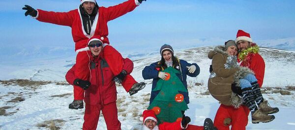 Альпинисты на горе в Новый год - Sputnik Армения