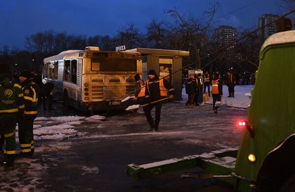 На западе Москвы автобус въехал в подземный переход - Sputnik Армения