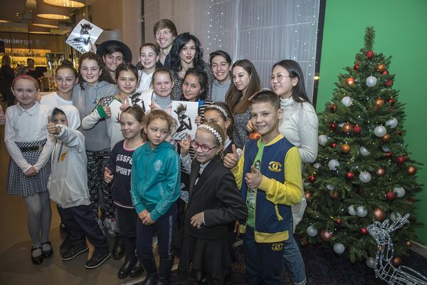 Солистка театра Эйфмана провела мастер-класс для участников «Ты супер! Танцы» - Sputnik Армения